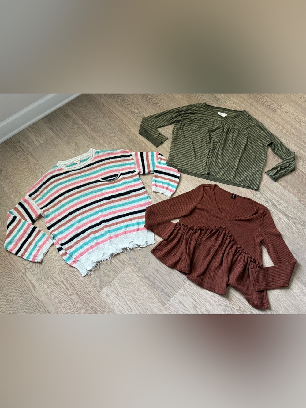Women’s Fall Tops Bundle - Size Medium